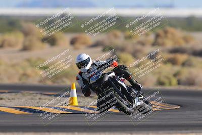 media/Nov-06-2023-Moto Forza (Mon) [[ce023d0744]]/3-Intermediate Group/Session 5 (Turn 4)/